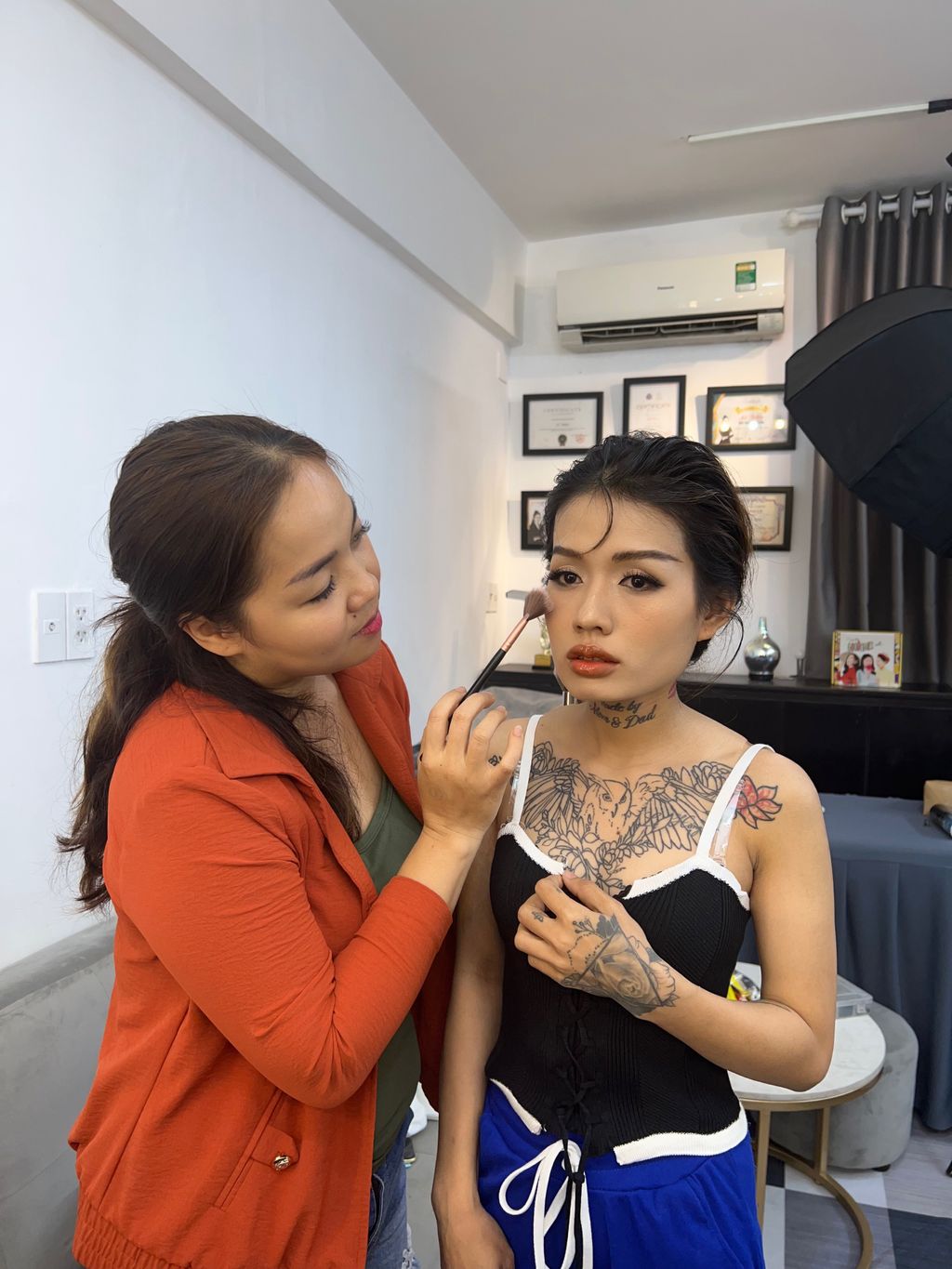 Makeup Artistry Lessons