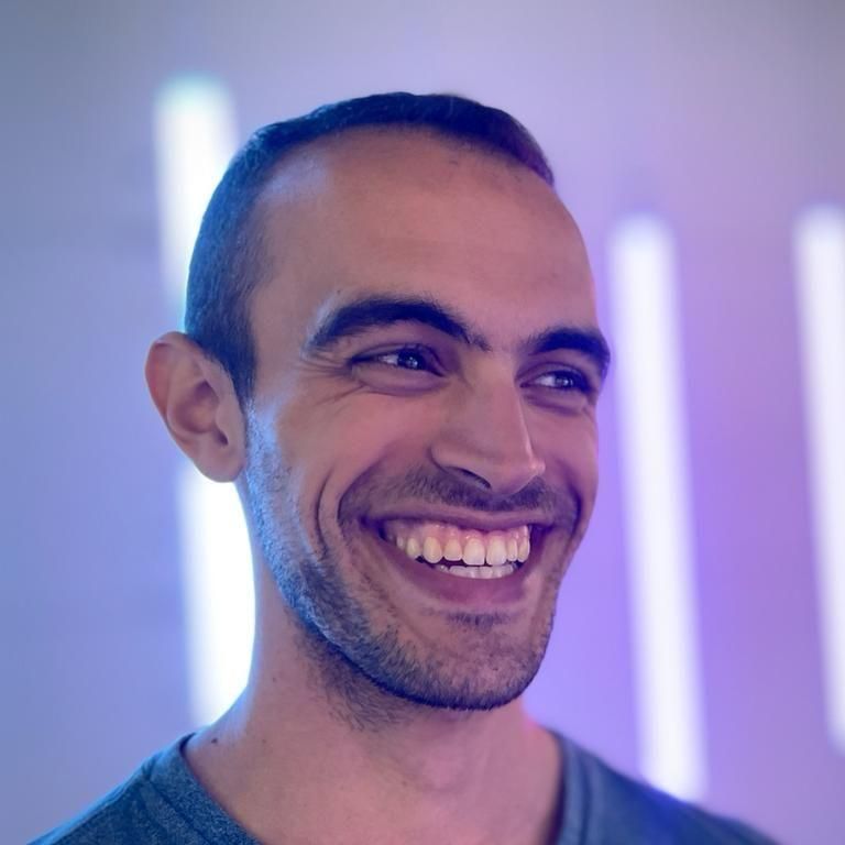 Michael Castaño