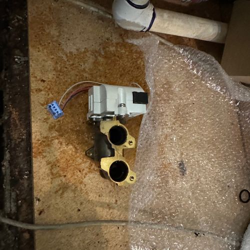 Plumbing / Plumbers / Water Heater Repair / Drain 