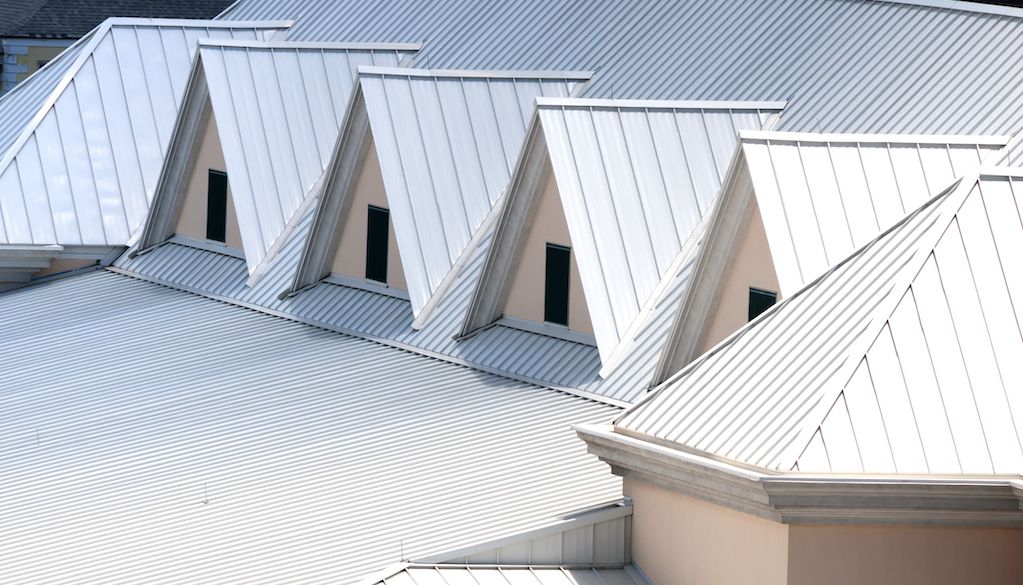white aluminum roof on homes