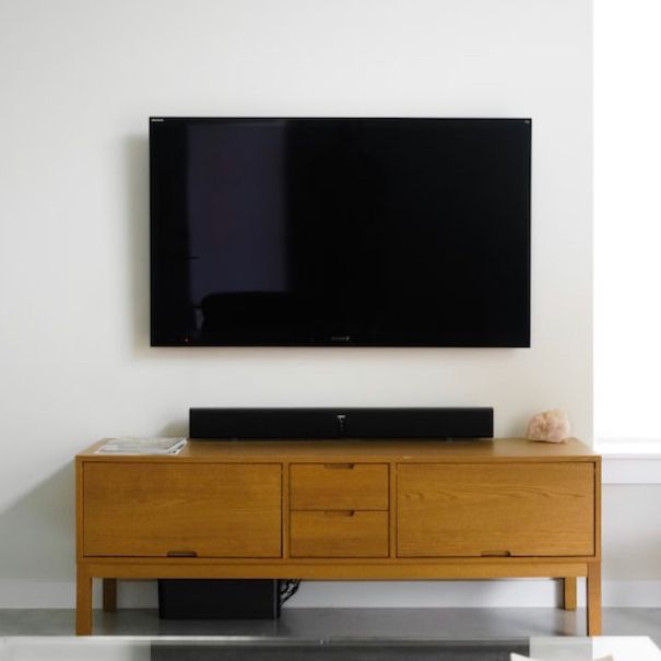 Universal TV Mounting