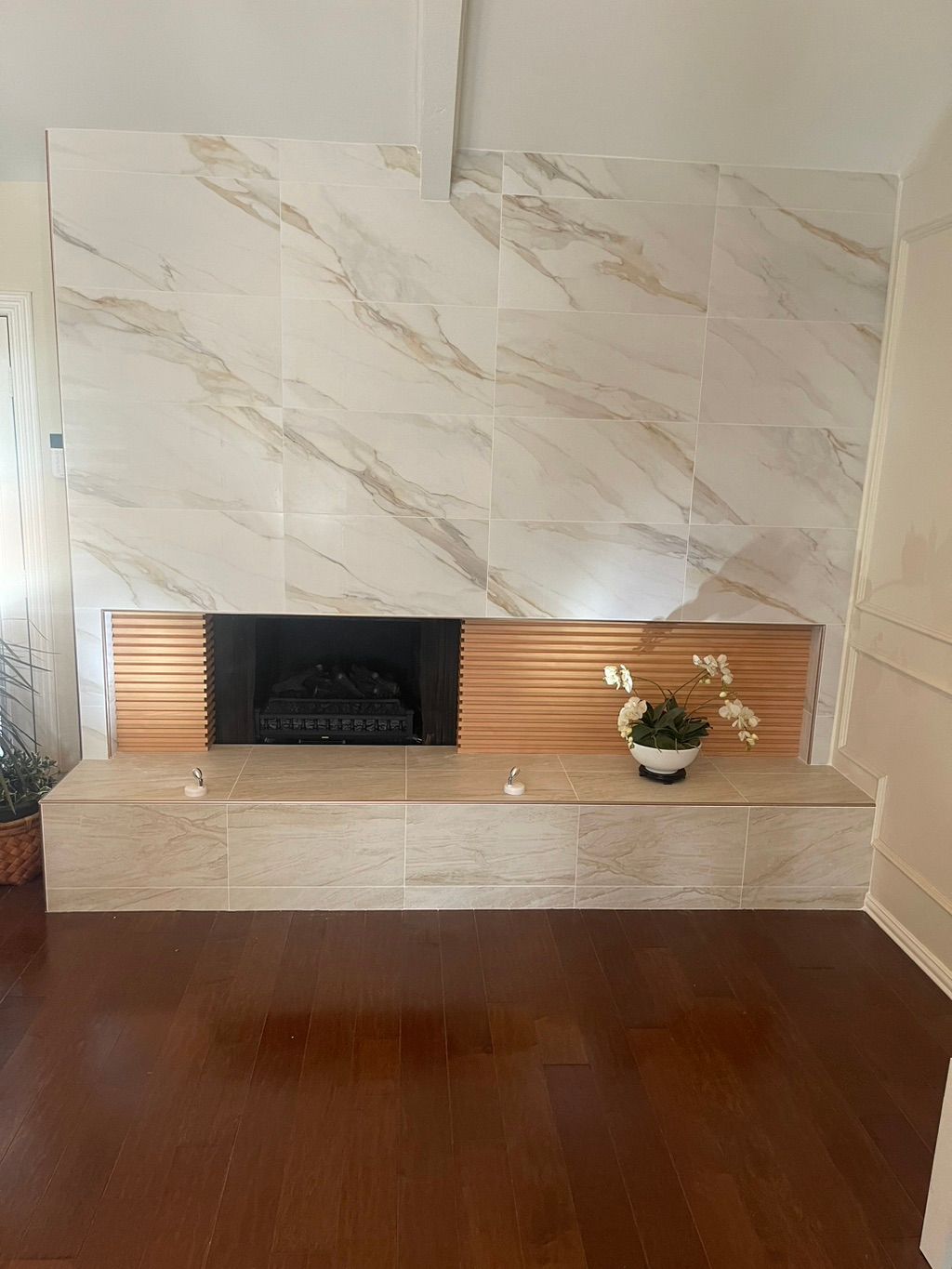 White and gold porcelain marble look