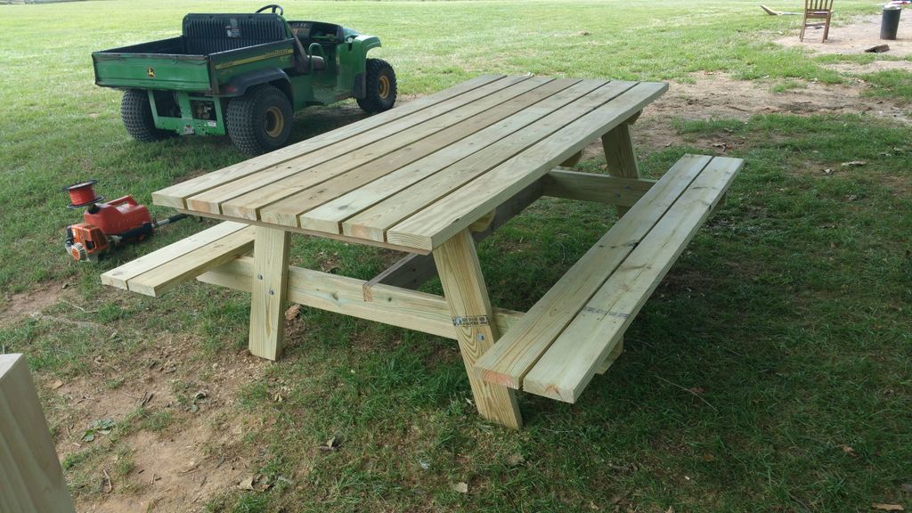 Picnic table