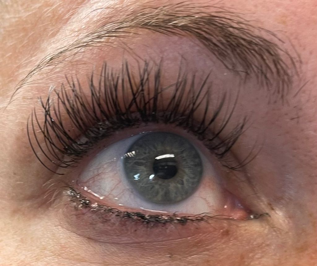 Lash extensions 