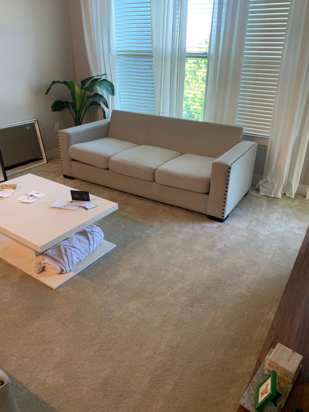 Picked up and delivered this couch set for this be