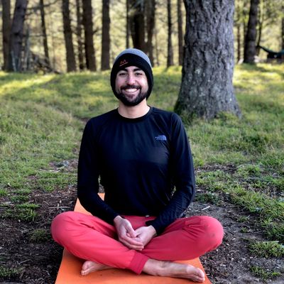 Avatar for Simple Meditations with Rafael