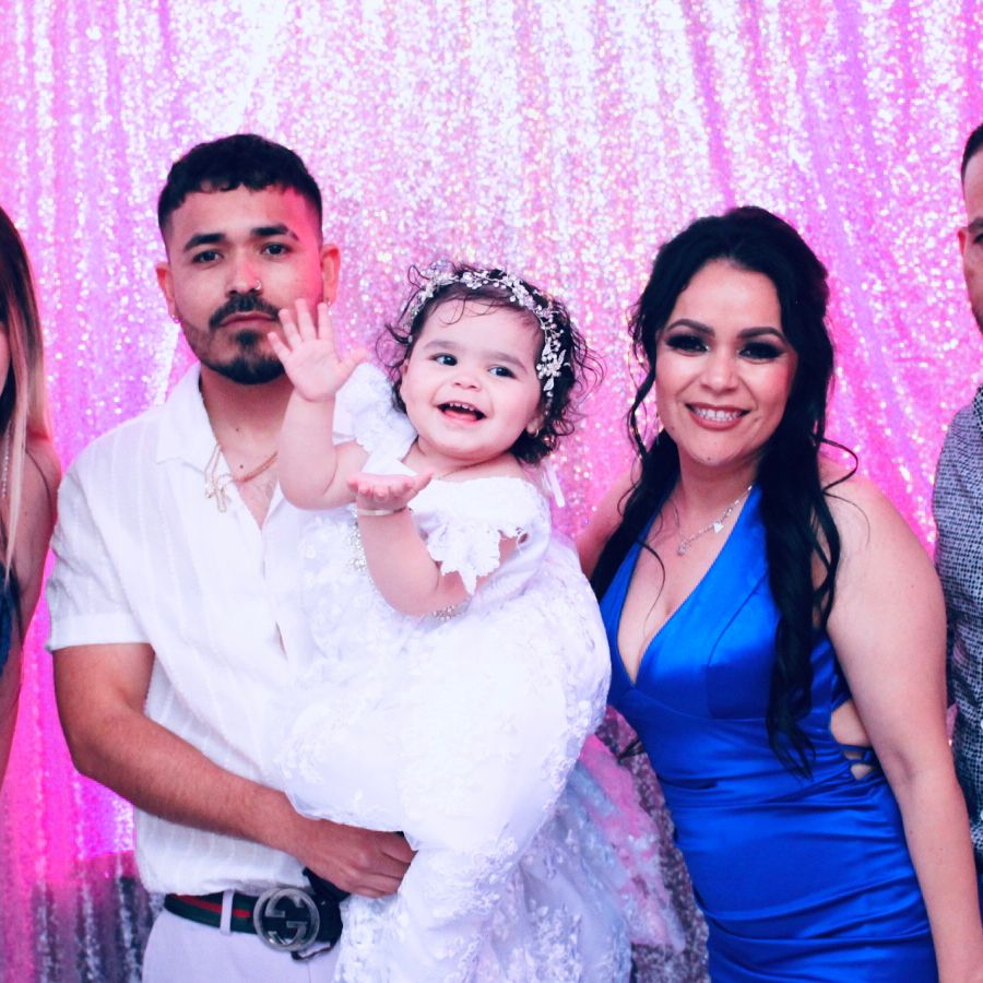 Modern Memories Photo Booth