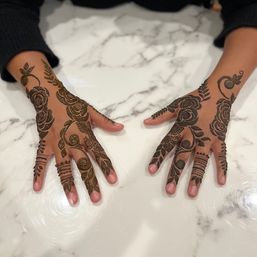 Henna by Farhana