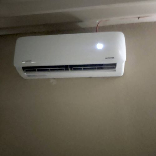 Had a split 2 zone ac put in and I am very happy w