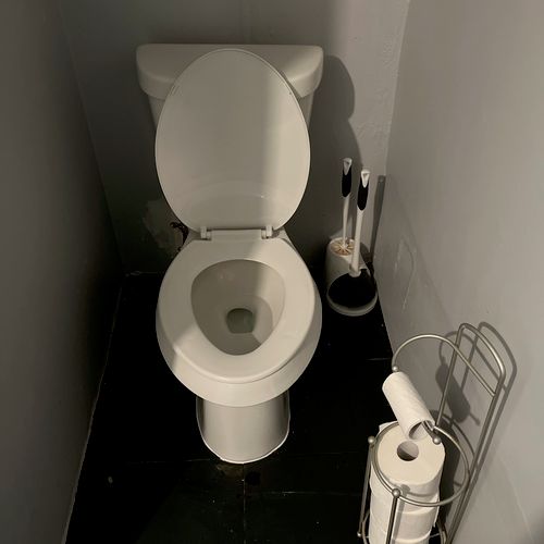 Installed our new toilet the day after we contacte