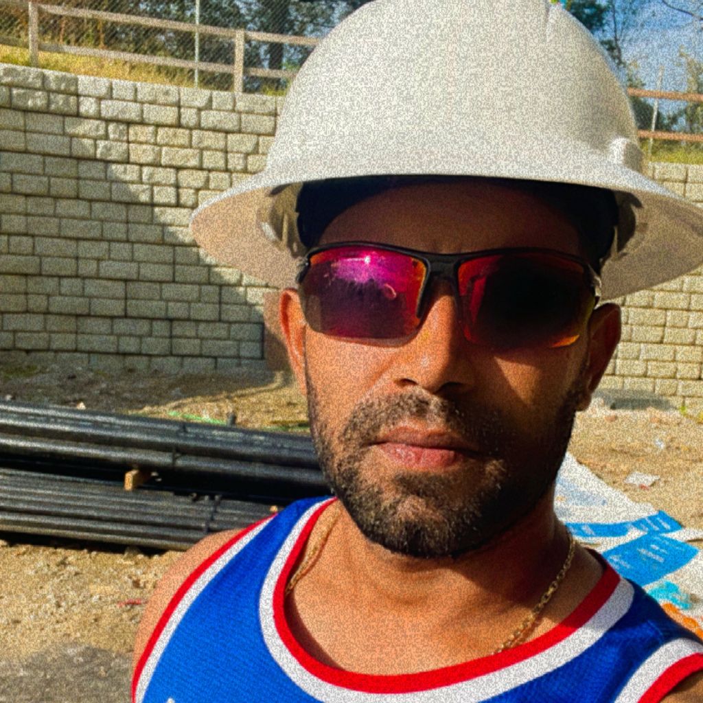 Stanley Ricardo construction