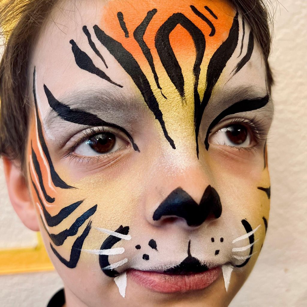 The 15 Best Face Painters in Derbyshire for Hire, Instant Prices