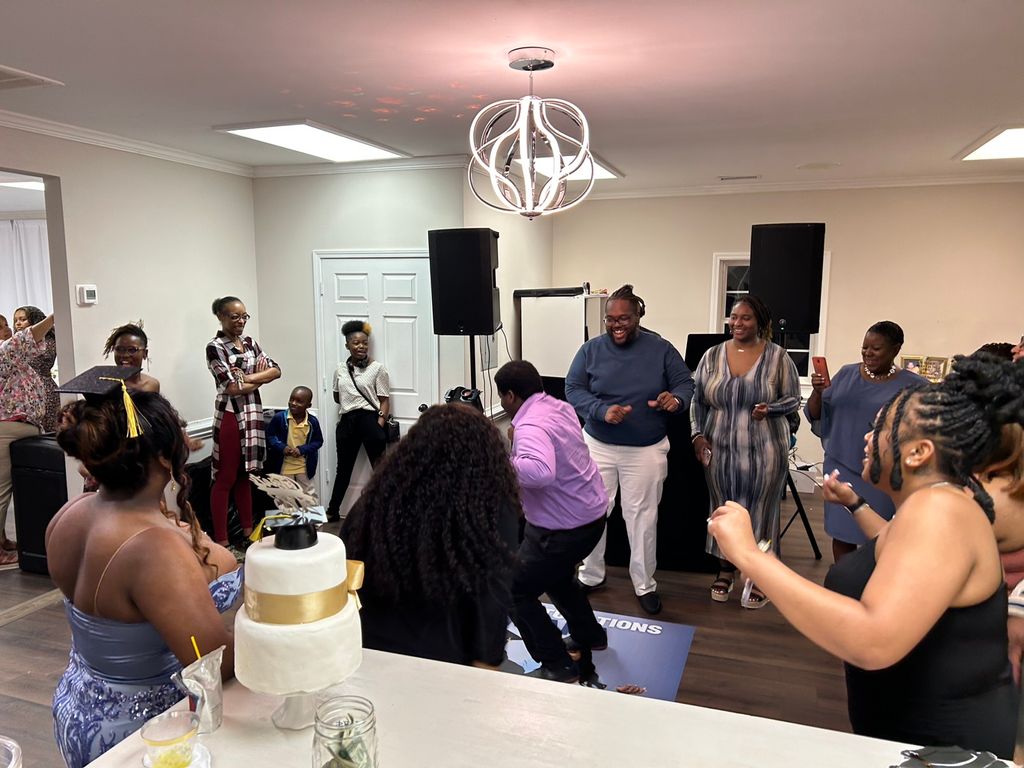 GRADUATION PARTY!!!!!