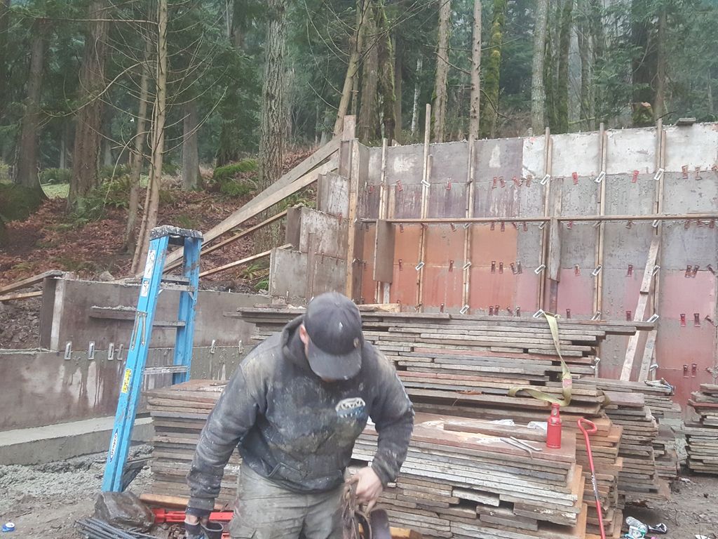 hallmarkbrosconcrete@gmail