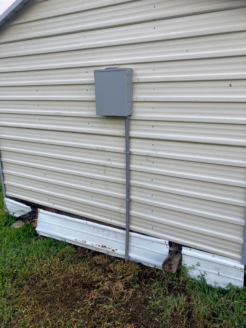 Installed 60A feed to shed. 