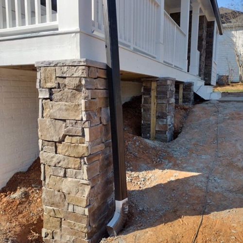 flagstone columns 