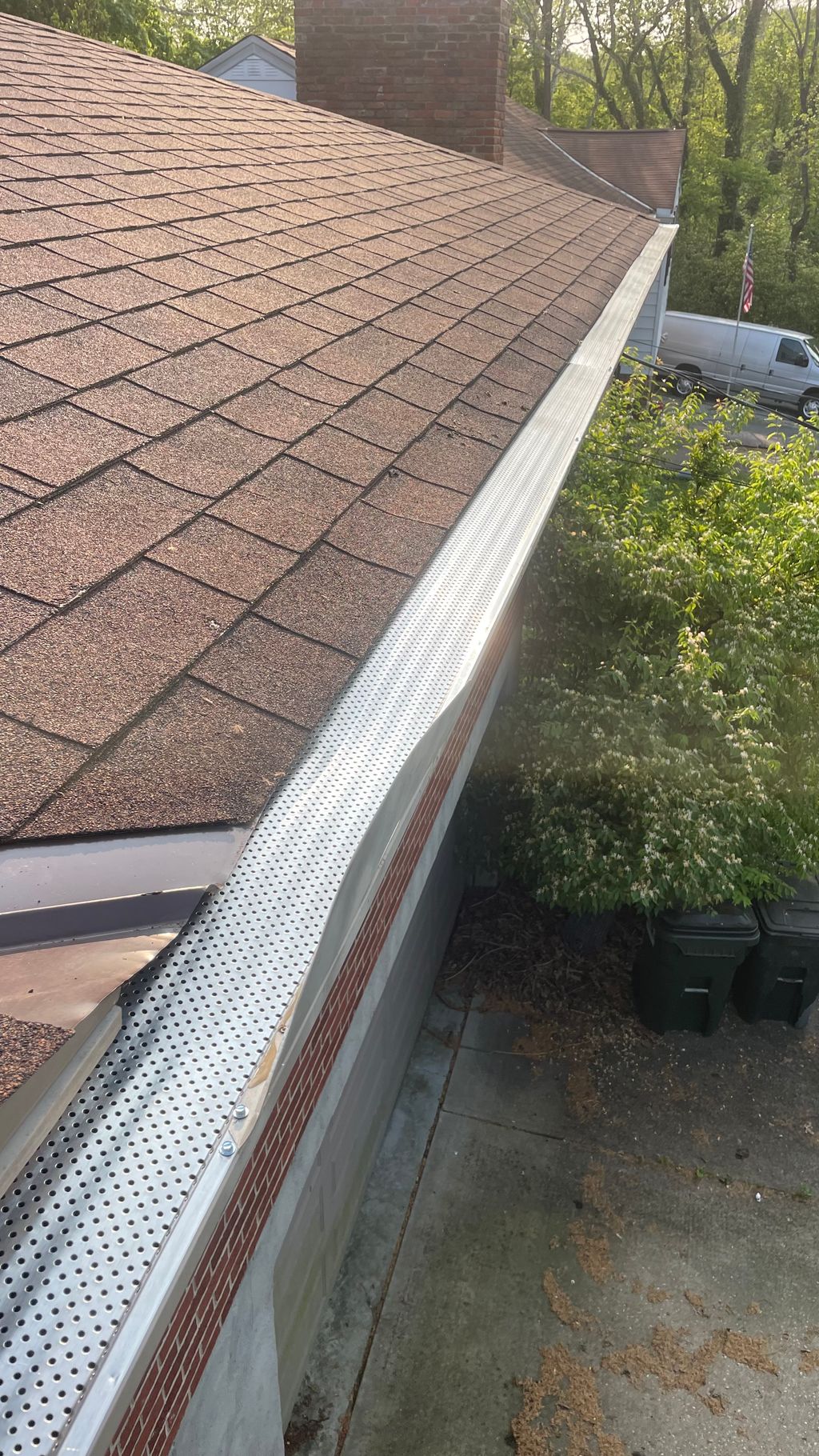 Gutter Cleaning and Maintenance