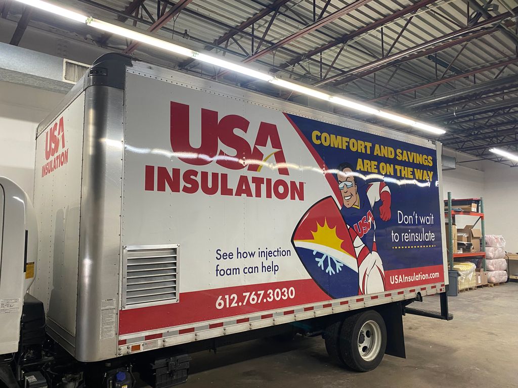 USA Truck - outside