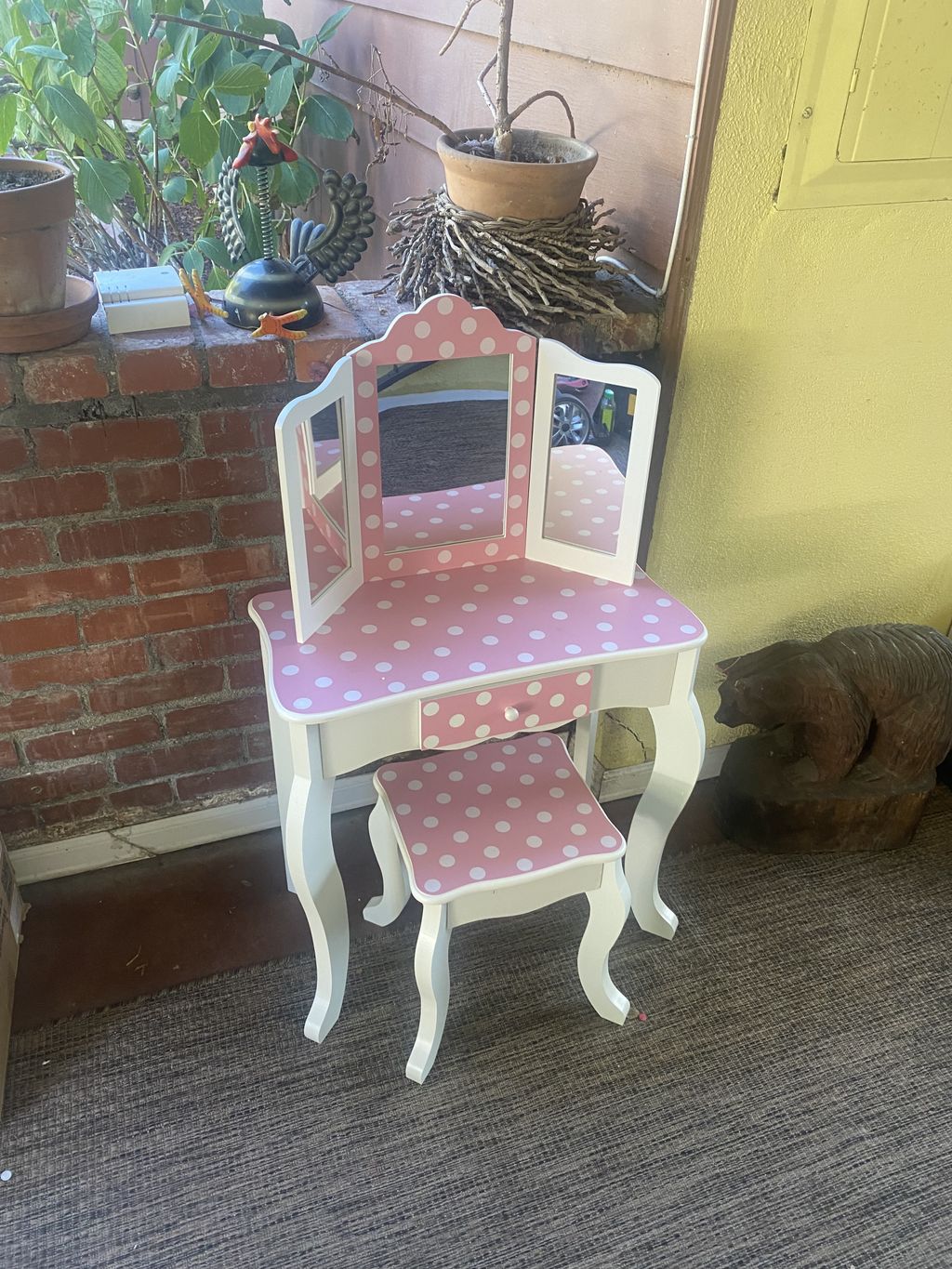 Kid's Vanity