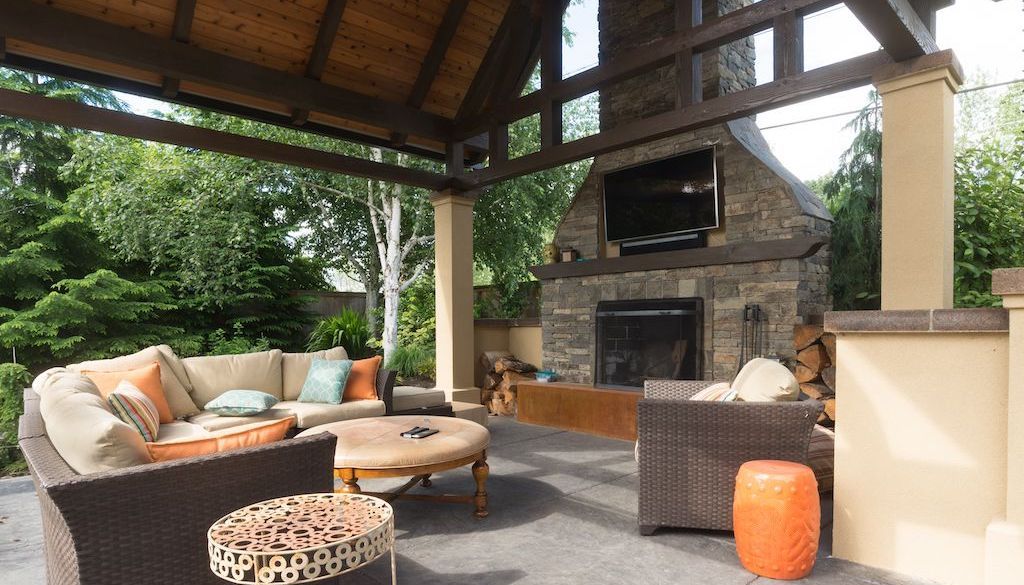 indoor outdoor living room idea