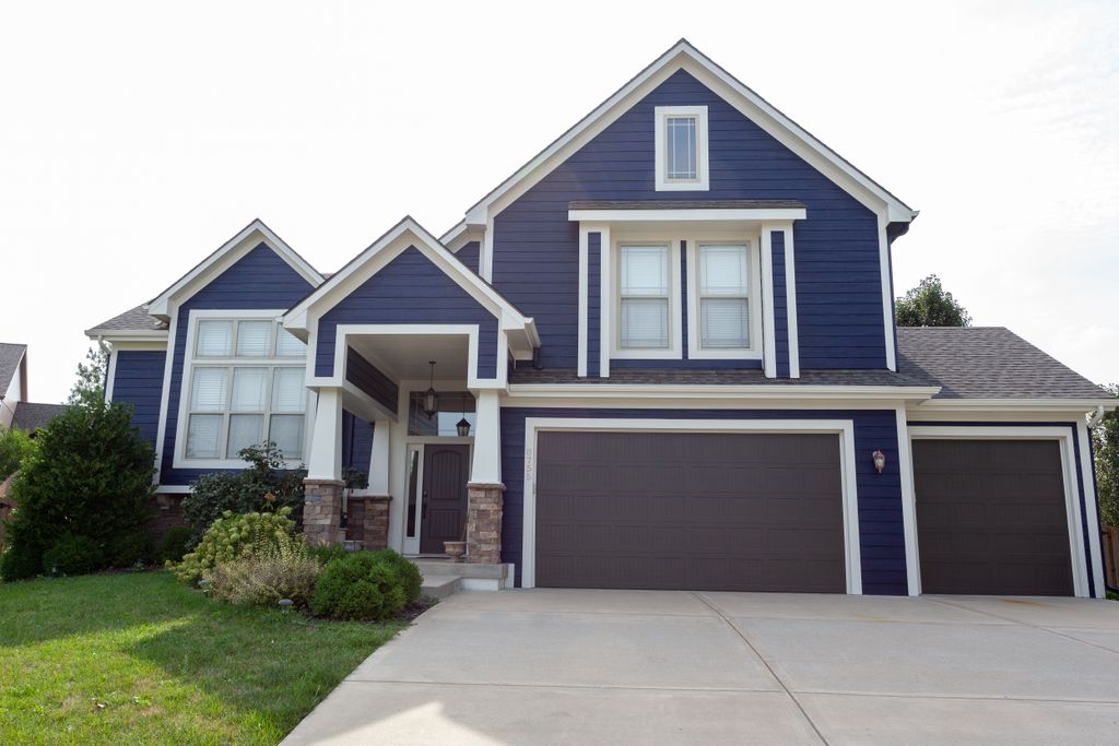 Residential Exterior re-paint 