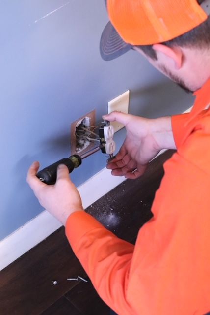 Circuit Breaker Panel or Fuse Box Installation