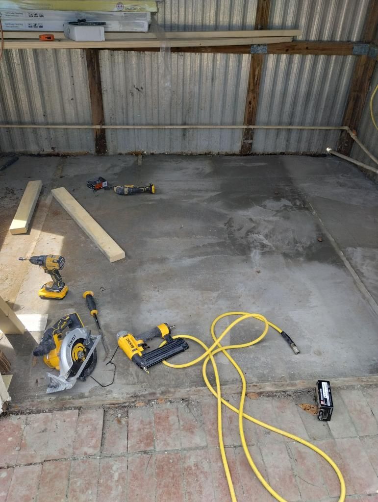 FLOORING  