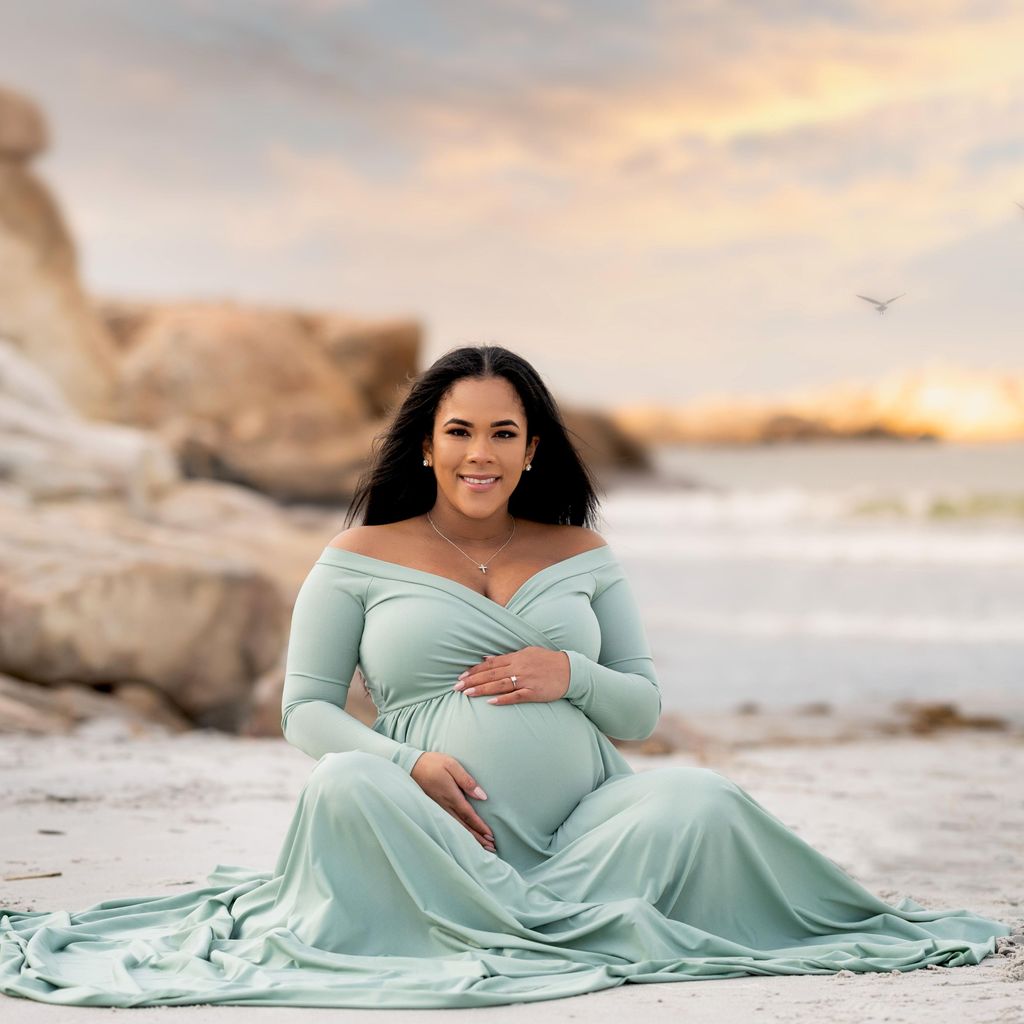 Lyna Tessa Photography - Maternity/Newborn/Family
