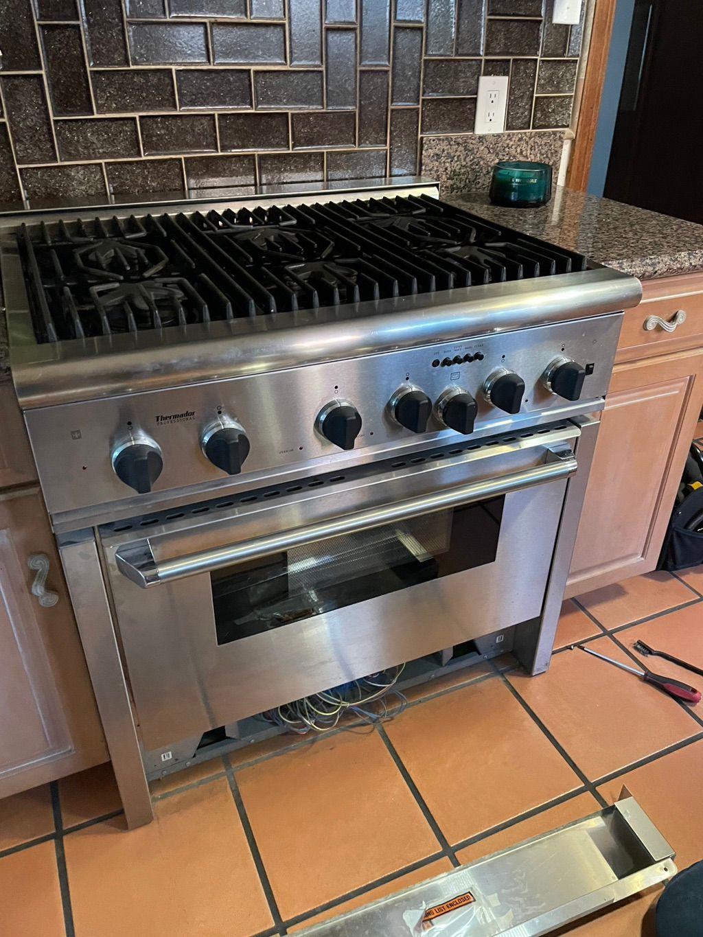 Thermador range failed to ignite burners, replaced