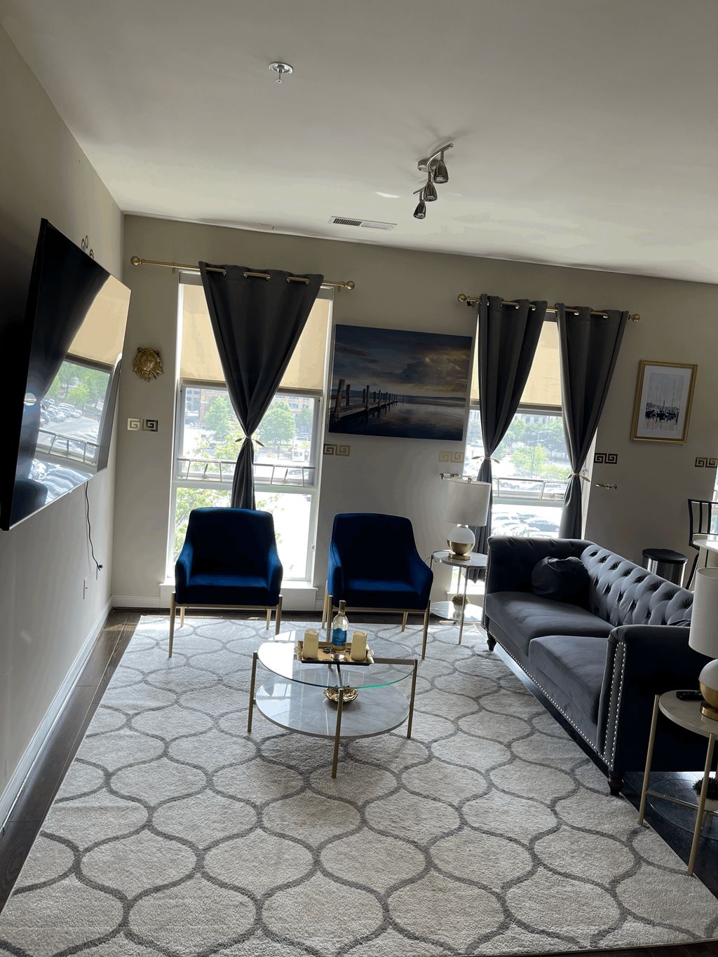 AFTER INTERIOR MANAGEMENT