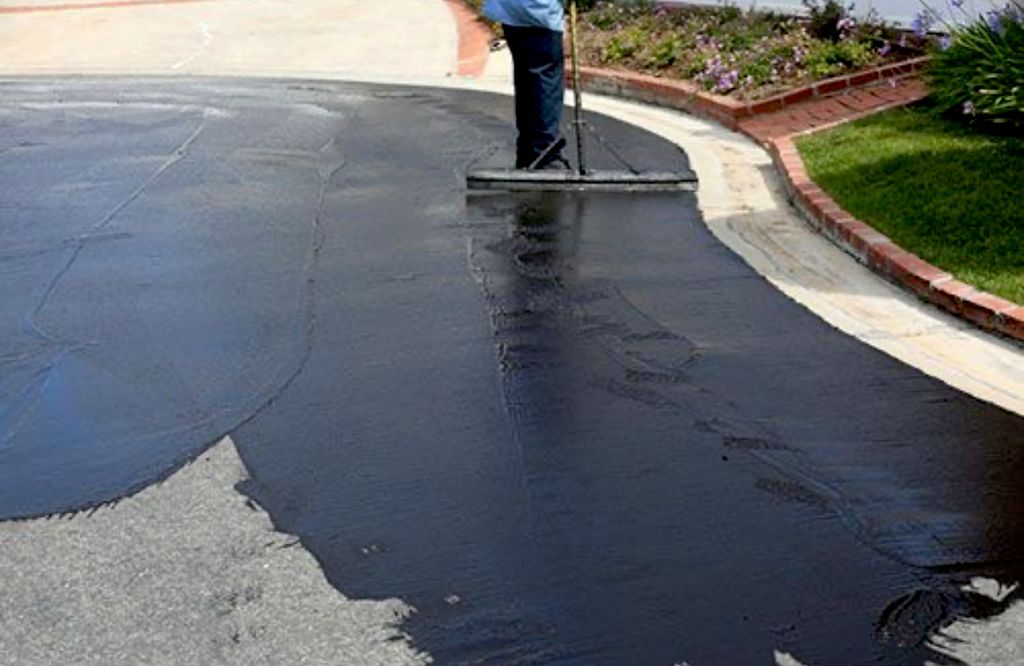 Asphalt Repair and Maintenance