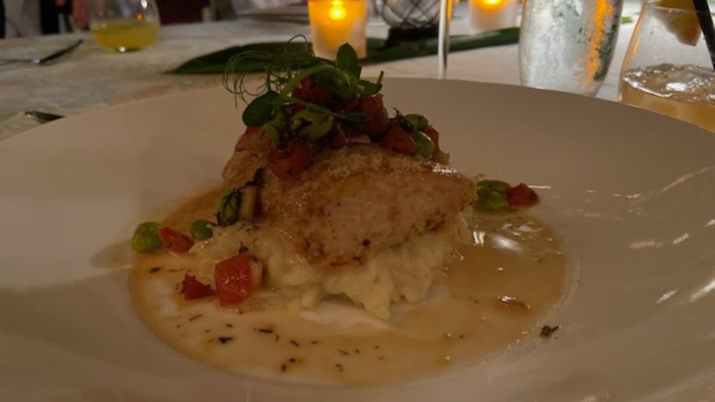 Dinner in Oahu for Exclusive Corporate offsite wit