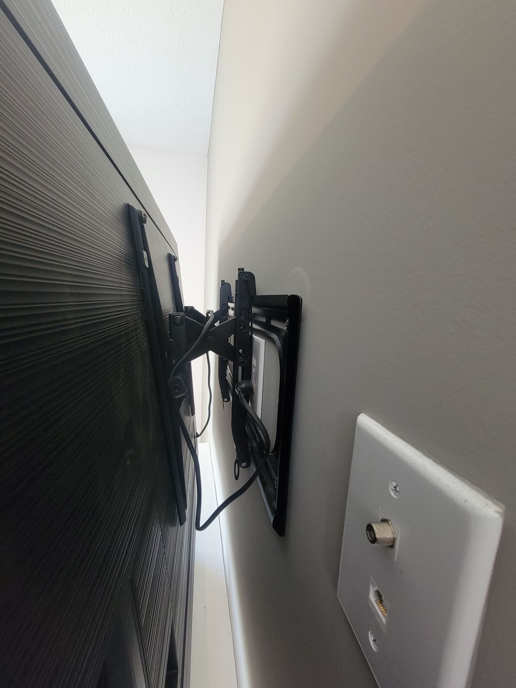 TV Mounting