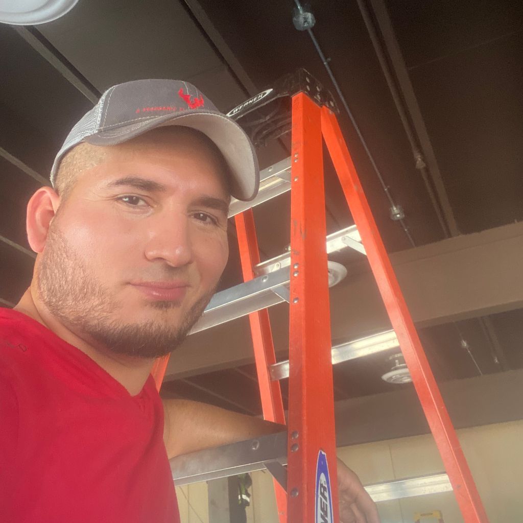 DG David Gonzalez / Electrician/Handyman