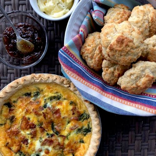 Bacon, spinach and cheddar quiche with buttermilk 