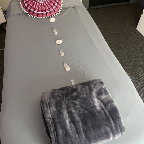 I had my first reiki session with Alacia and it wa