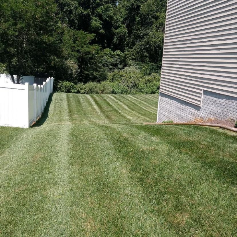 TONY LANDSCAPING & LAWN CARE LLC