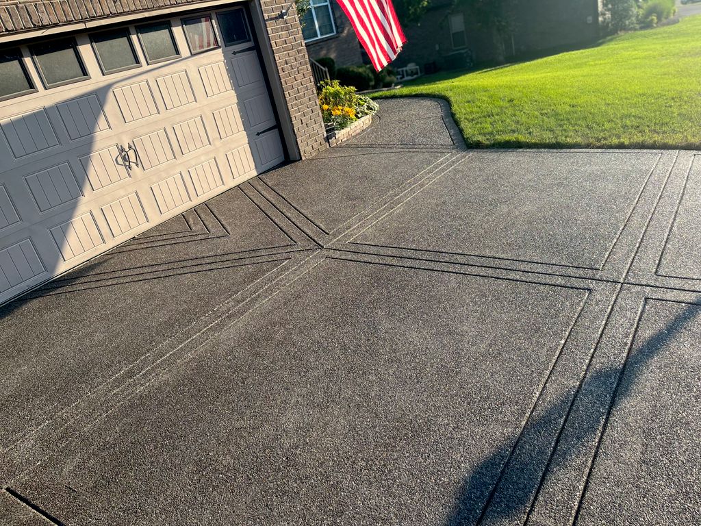 Gray Aggregate Driveway