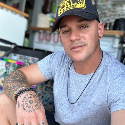 Avatar for YusnielCoronado.HandyMan👨‍🔧Serv