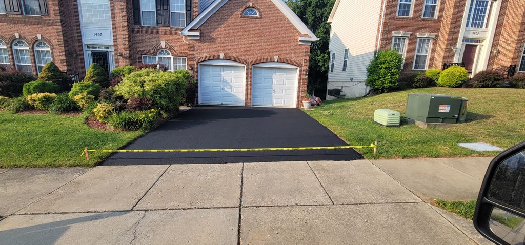 Asphalt Repair and Maintenance