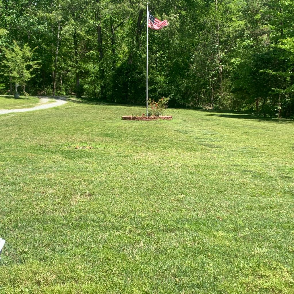 R&J LAWN SERVICE