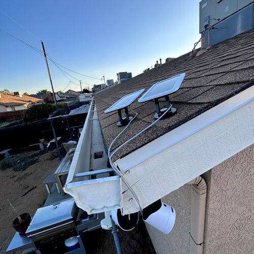 SimpliSafe solar chargers for outdoor cameras