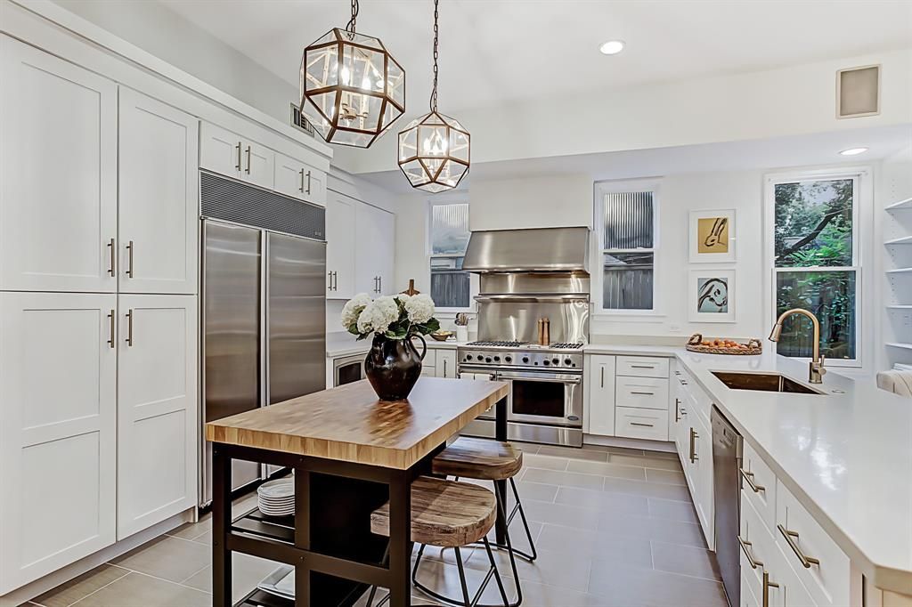 Kitchen West U
