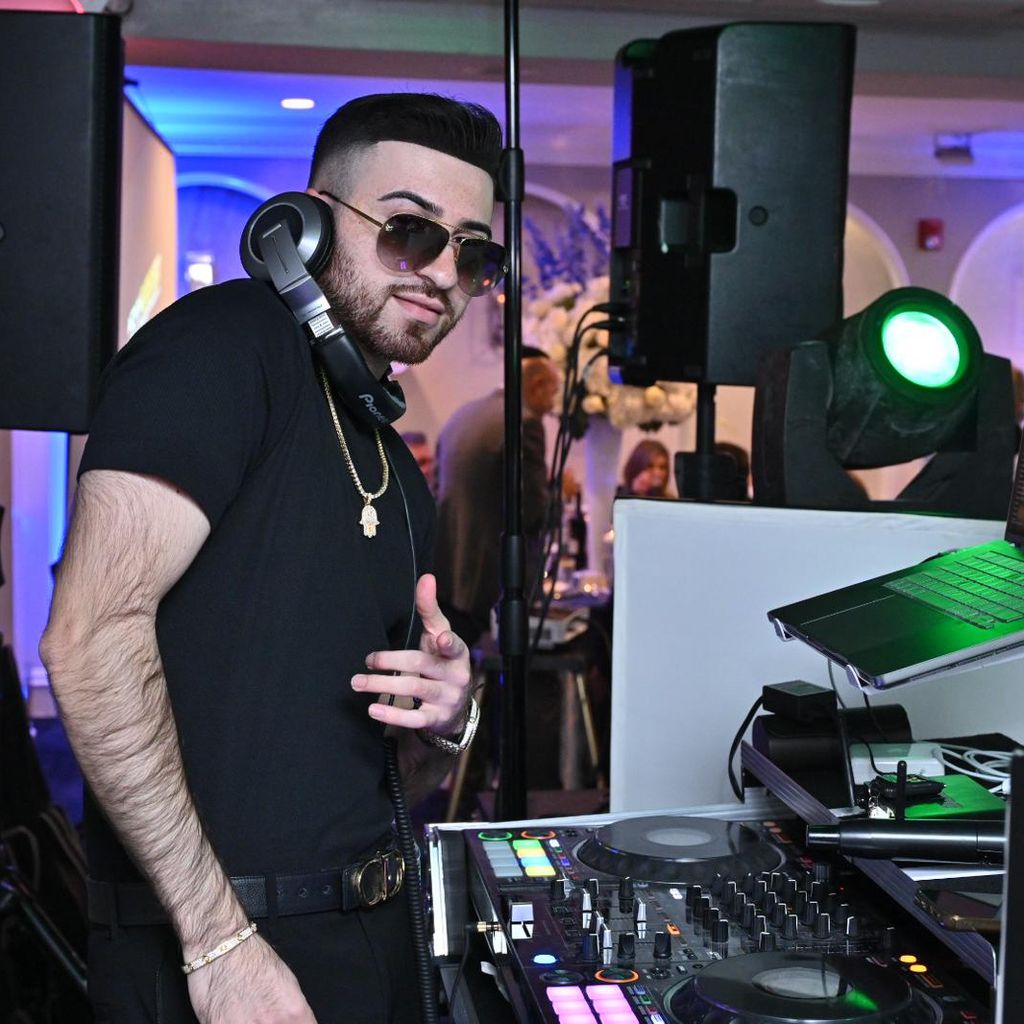 DJ NYCE LLC