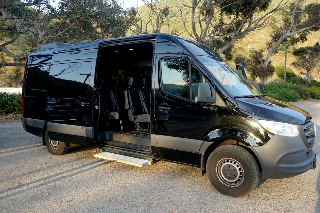 14 Passenger Mercedes Sprinter