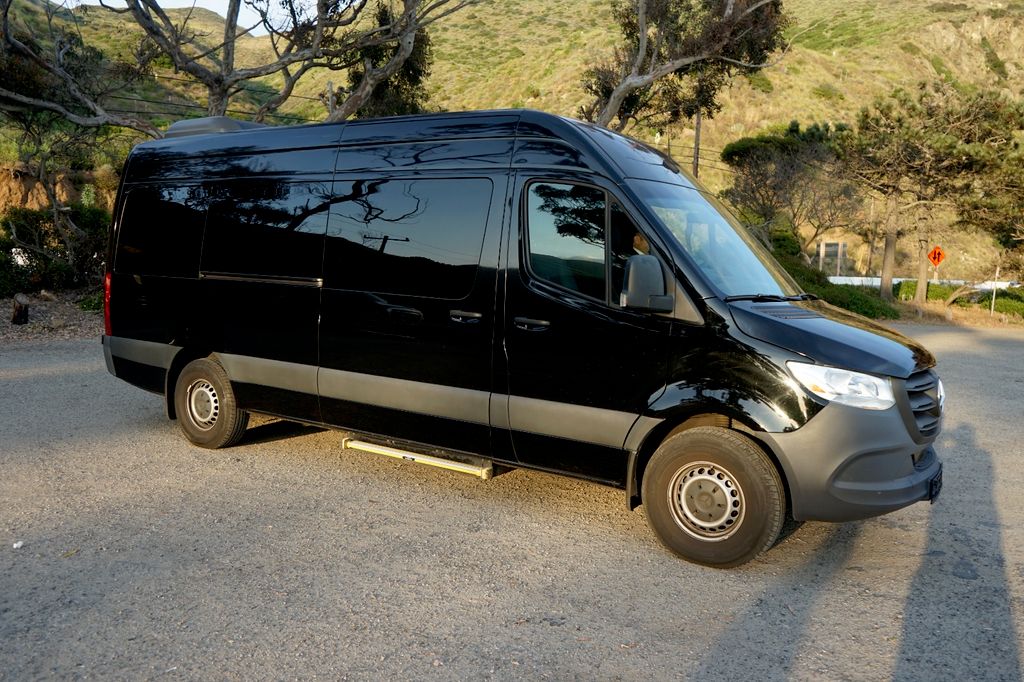 14 Passenger Mercedes Sprinter