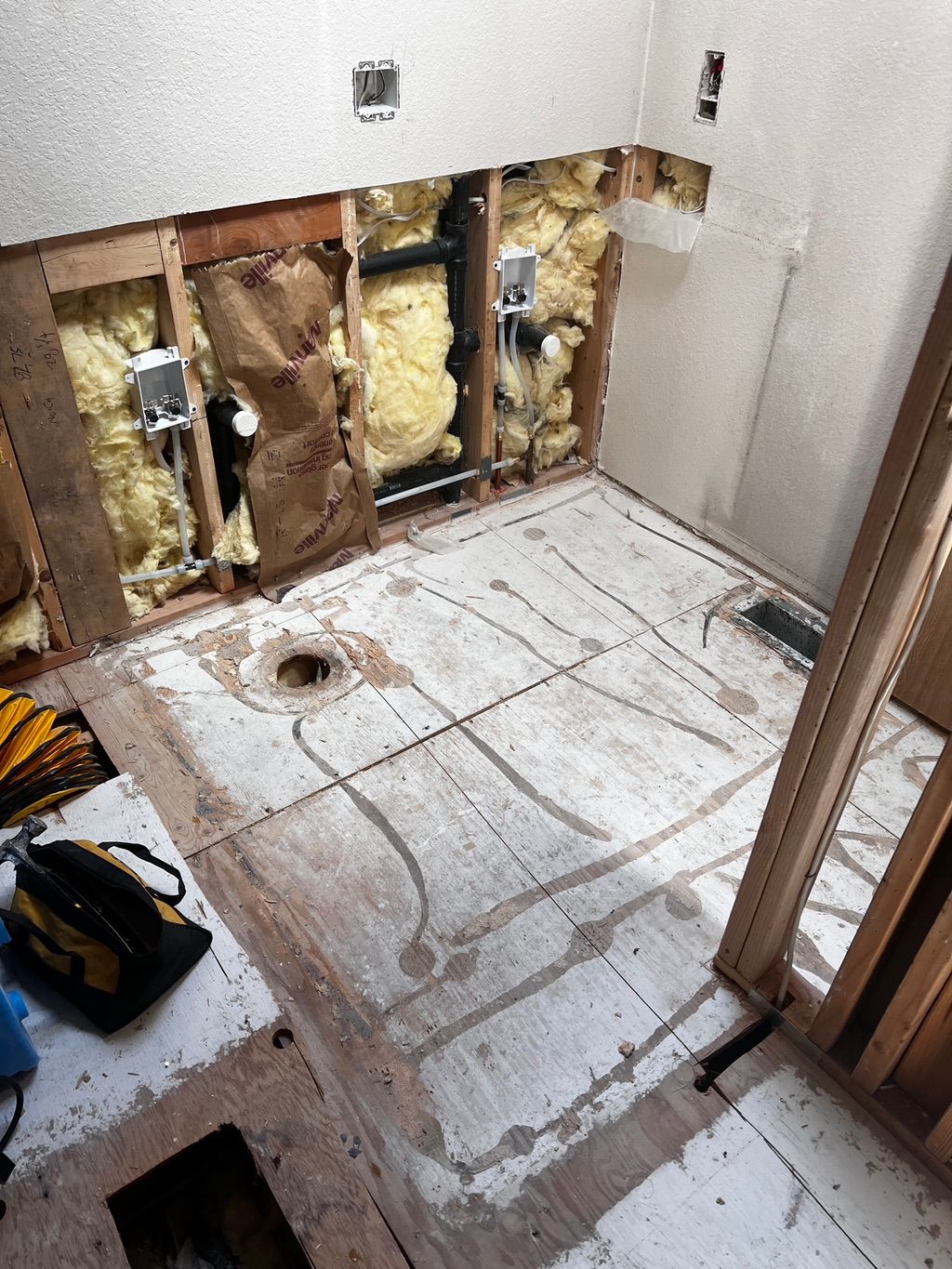 Bathroom demo for remodel in federal way 