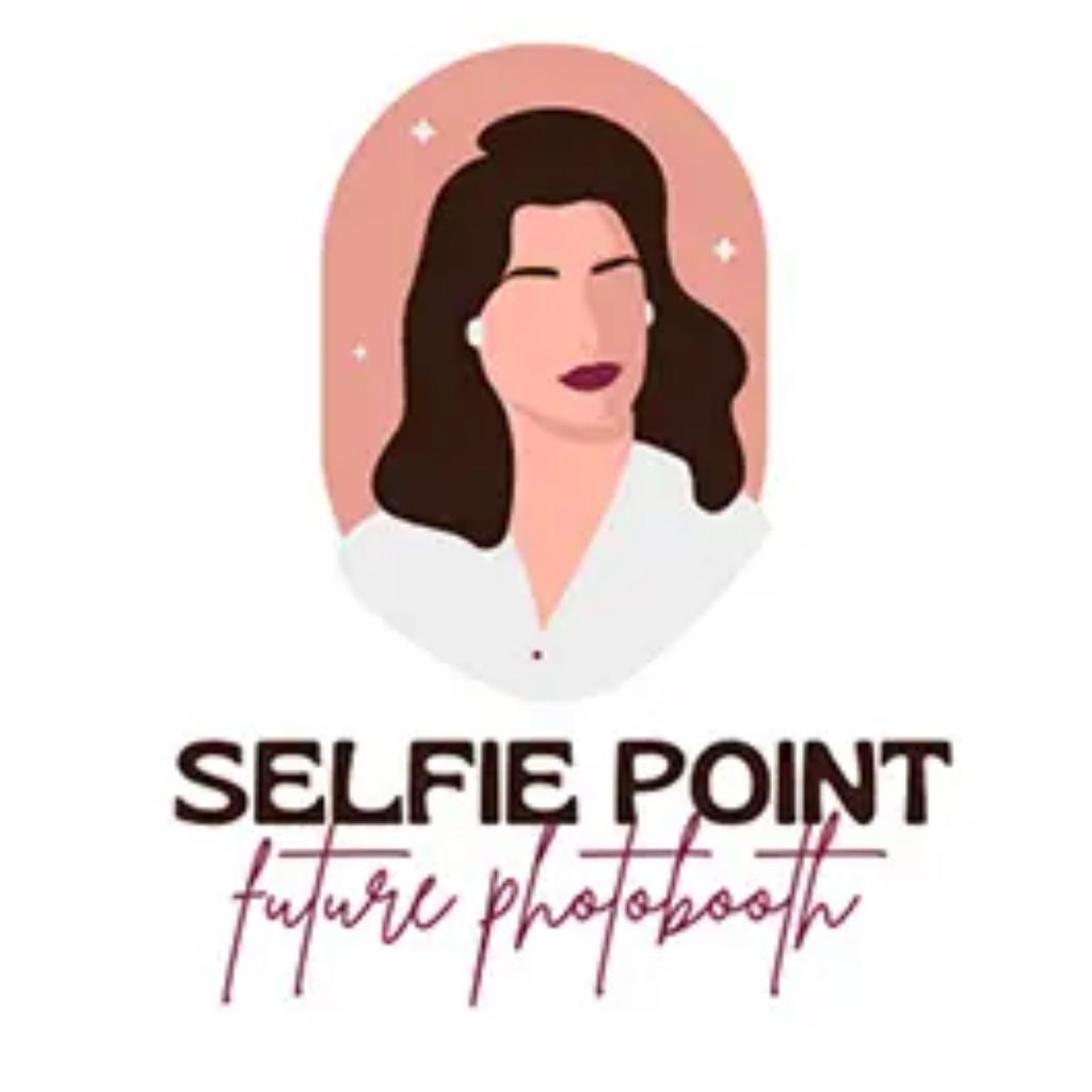 The Selfie Point