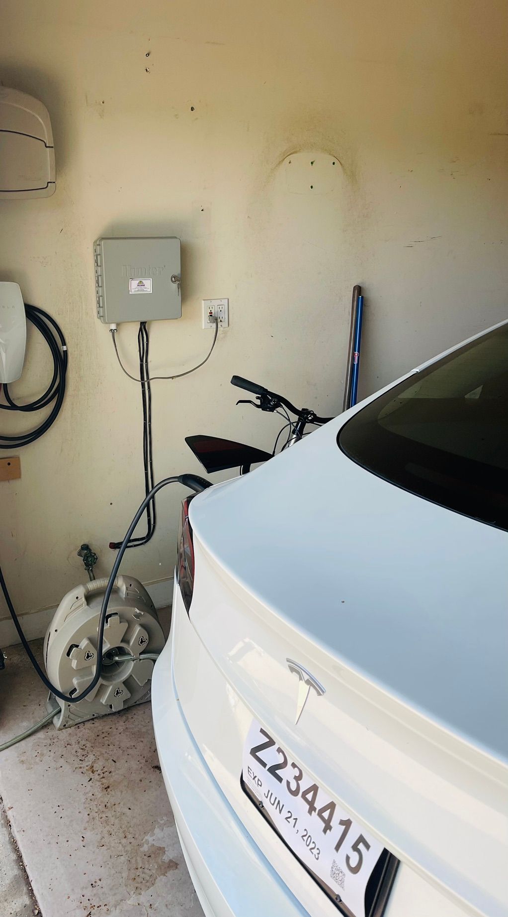 Tesla car charger