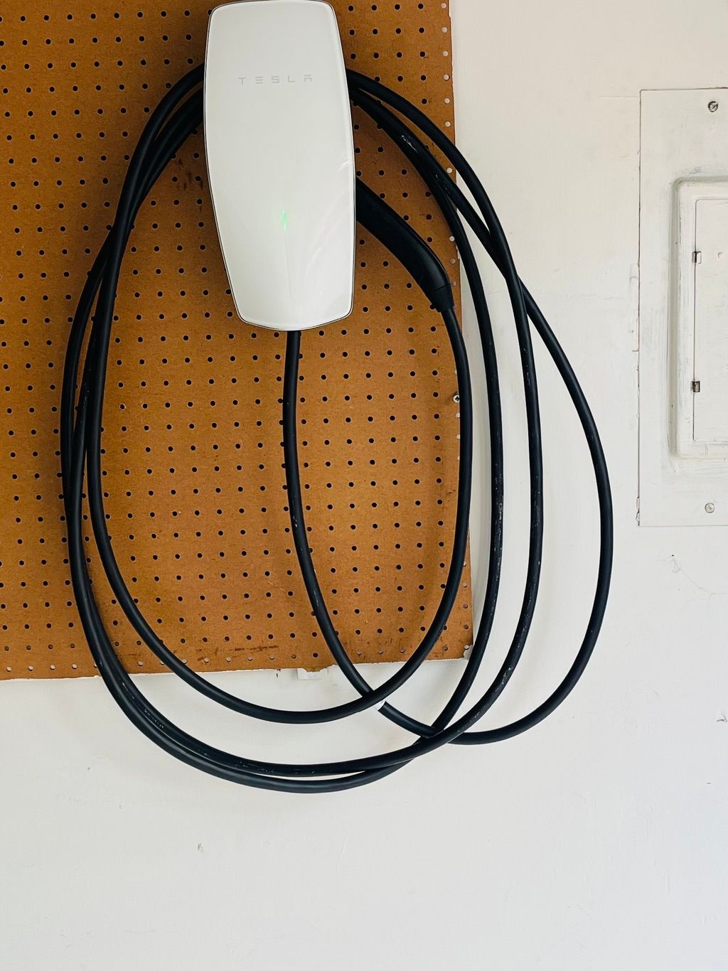 Tesla car charger